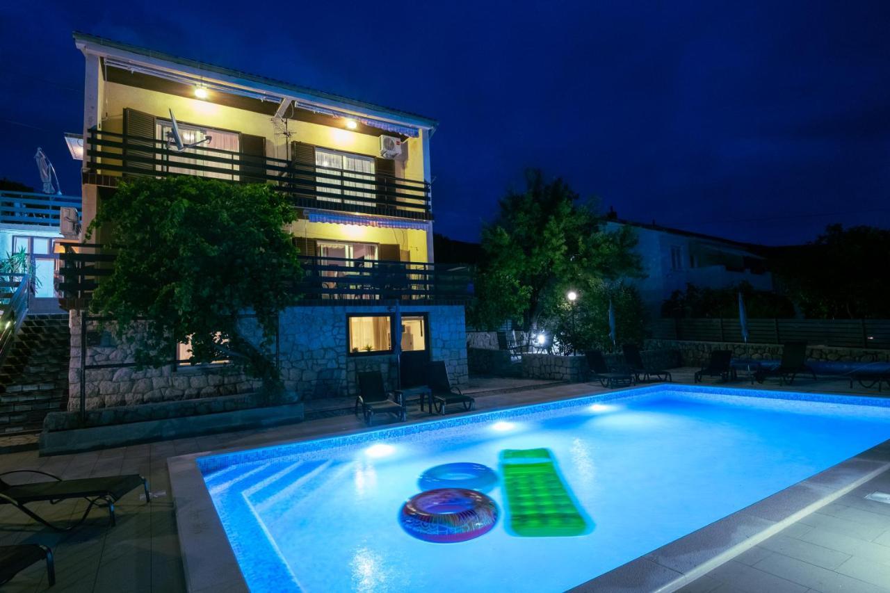 Apartments Mila Klenovica Exterior foto